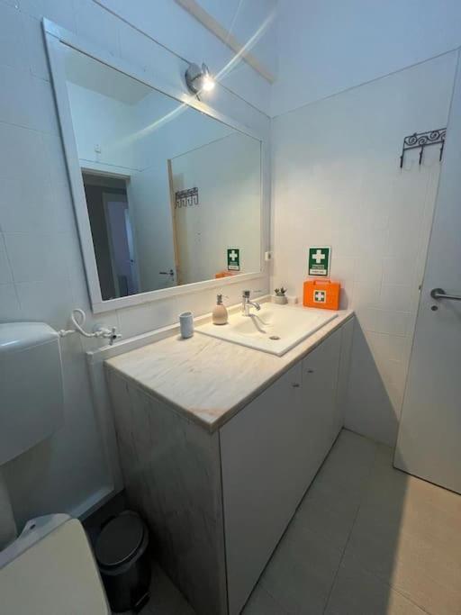 Апартаменти Daloba House Кошта-да-Капаріка Екстер'єр фото